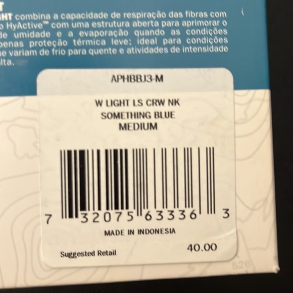 Brand new The North Face Hyactive Base Layer long sleeve crew neck. - Picture 2 of 2